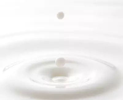 23% d'emollients et lait d’amande Kiehl's Ingredient