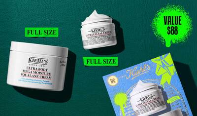 Een afbeelding, tegen een donkergroene getextureerde achtergrond. Links staat een pot "KIEHL’S ULTRA BODY MEGA MOISTURE SQUALANE CREAM", gemarkeerd met "FULL SIZE" in felgroen. Bovenaan in het midden staat een open pot "KIEHL’S ULTRA FACIAL CREAM", die een werveling van product onthult en ook gemarkeerd is met "FULL SIZE" in felgroen. Rechtsonder toont een blauwe Kiehl’s geschenkdoos dezelfde twee producten. In de rechterbovenhoek bevat een felgroene verfspat de tekst "VALUE $88".