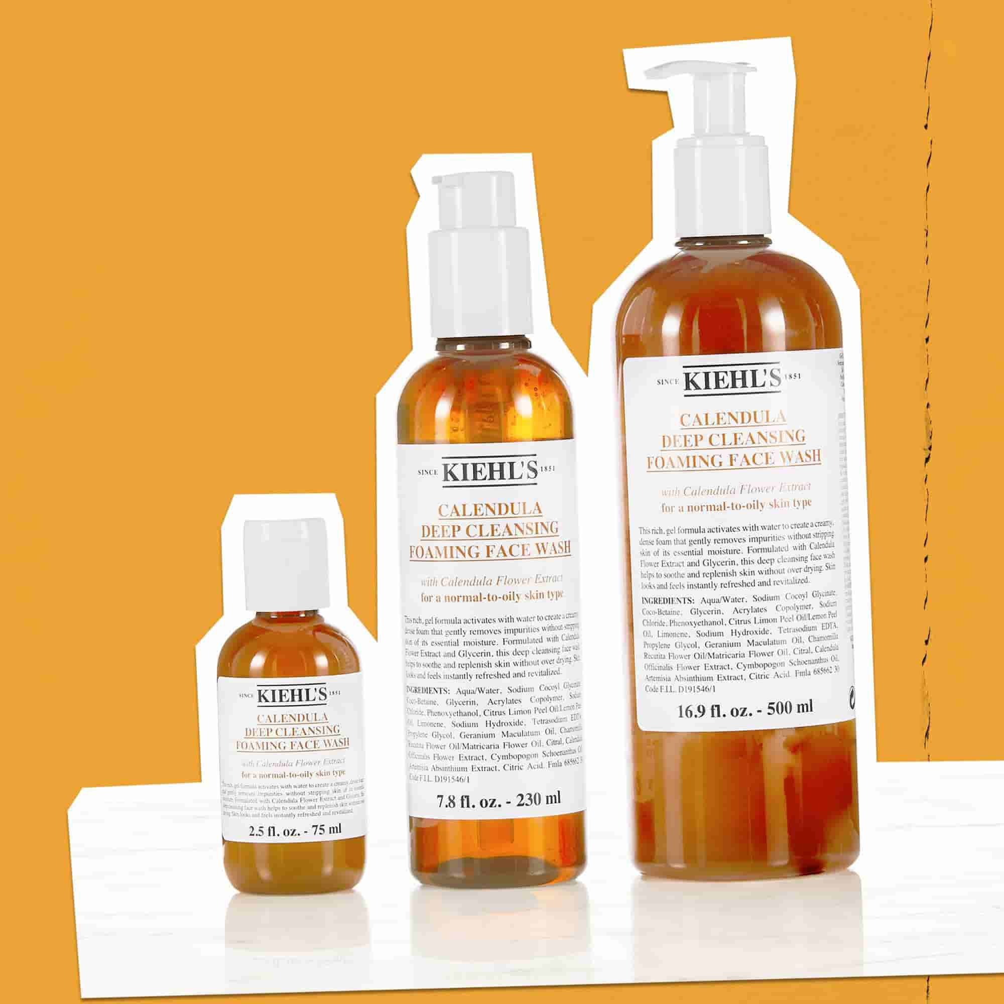 Drie flessen Calendula Foaming Face Wash in formaten van 75 ml tot 500 ml