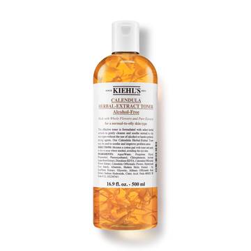 Een fles van 250 ml Kiehl's Calendula Herbal-Extract Toner met een heldere vloeistof en gouden tint.