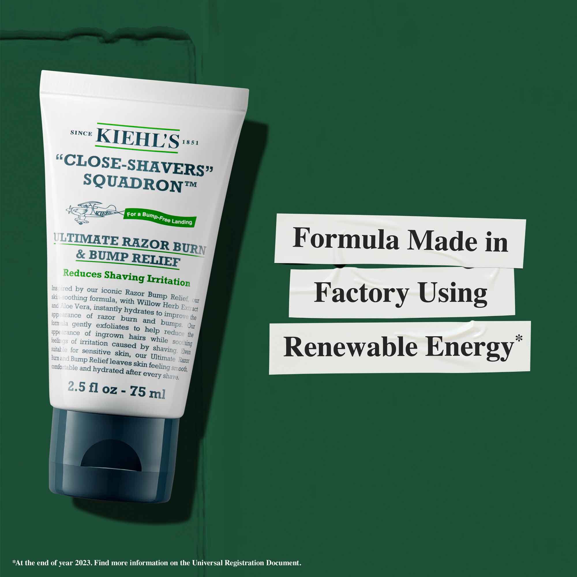 Tube Close Shavers Squadron Smooth Glider Precision Shave Lotion met duurzaamheidsinformatie: "Formule geproduceerd in een fabriek die hernieuwbare energie gebruikt."