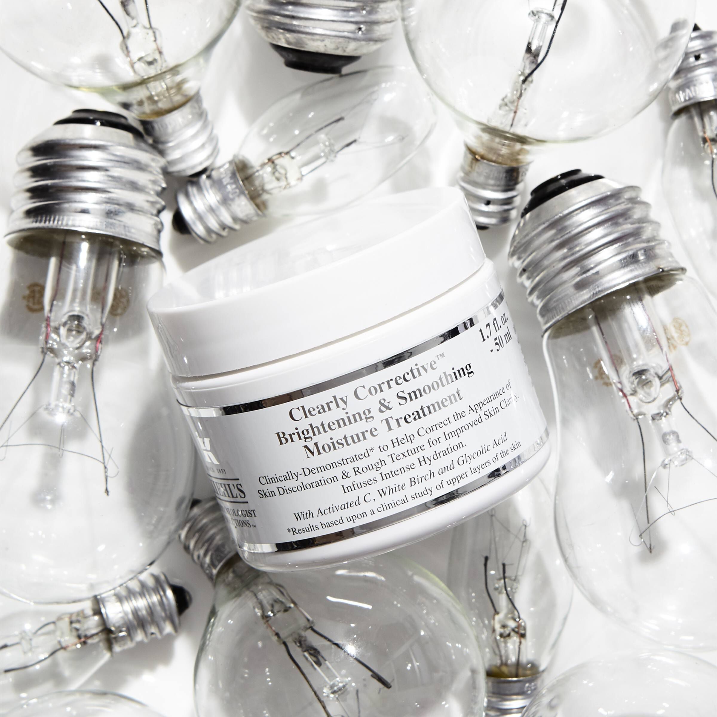 Clearly Corrective™ Brightening & Smoothing Moisture Treatment - Hydraterende Gezichtscreme