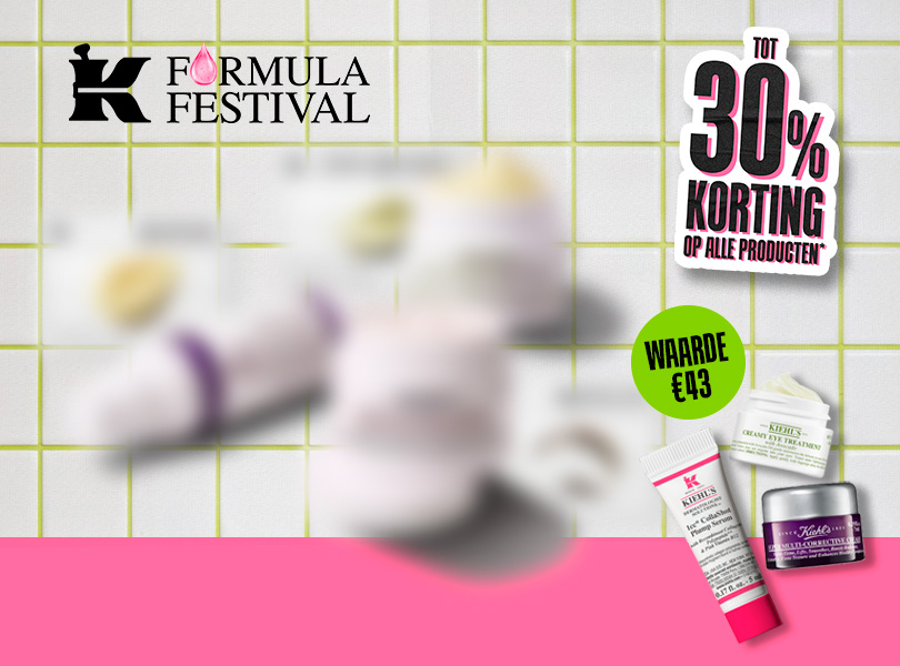 Promotiebanner voor de 'Formula Festival' met links verschillende vervaagde skincare-producten tegen een lichtgroene tegelachtergrond. Bovenaan staat het zwarte logo 'Formula Festival' met een roze druppel-icoon.