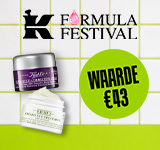 Promotiebanner voor het 'Formula Festival' tegen een achtergrond van witte tegels met lichtgroene voegen. Linksboven staat het zwarte Kiehl's-logo met de tekst Formula Festival en een roze druppel-icoon. Centraal staan twee Kiehl's producten: een paarse pot 'Super Multi-Corrective Cream' en een witte pot 'Creamy Eye Treatment with Avocado'. Rechtsboven bevindt zich een felgroene cirkel met zwarte tekst: Waarde €43. De onderzijde van de banner heeft een effen lichtgroene balk.